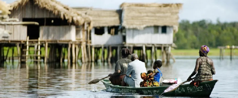 2 Day Tour To Explore The Beauty Of The Nzulezu Village. - Torpedo Travs