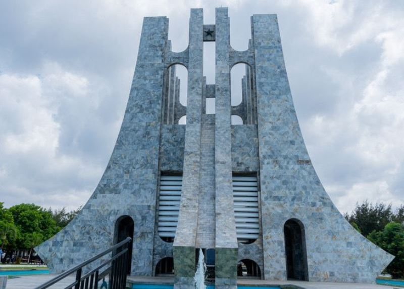 Kwame Nkrumah Memorial Park - Torpedo Travs